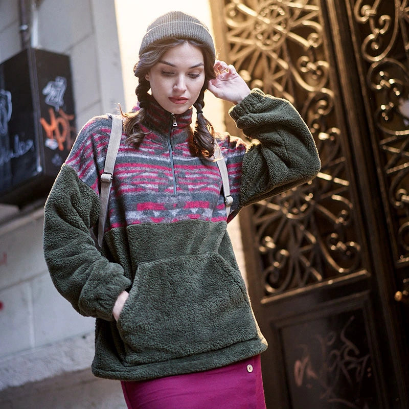 Sweatshirt ile Bohem Şıklığı Yakalamanın Yolları