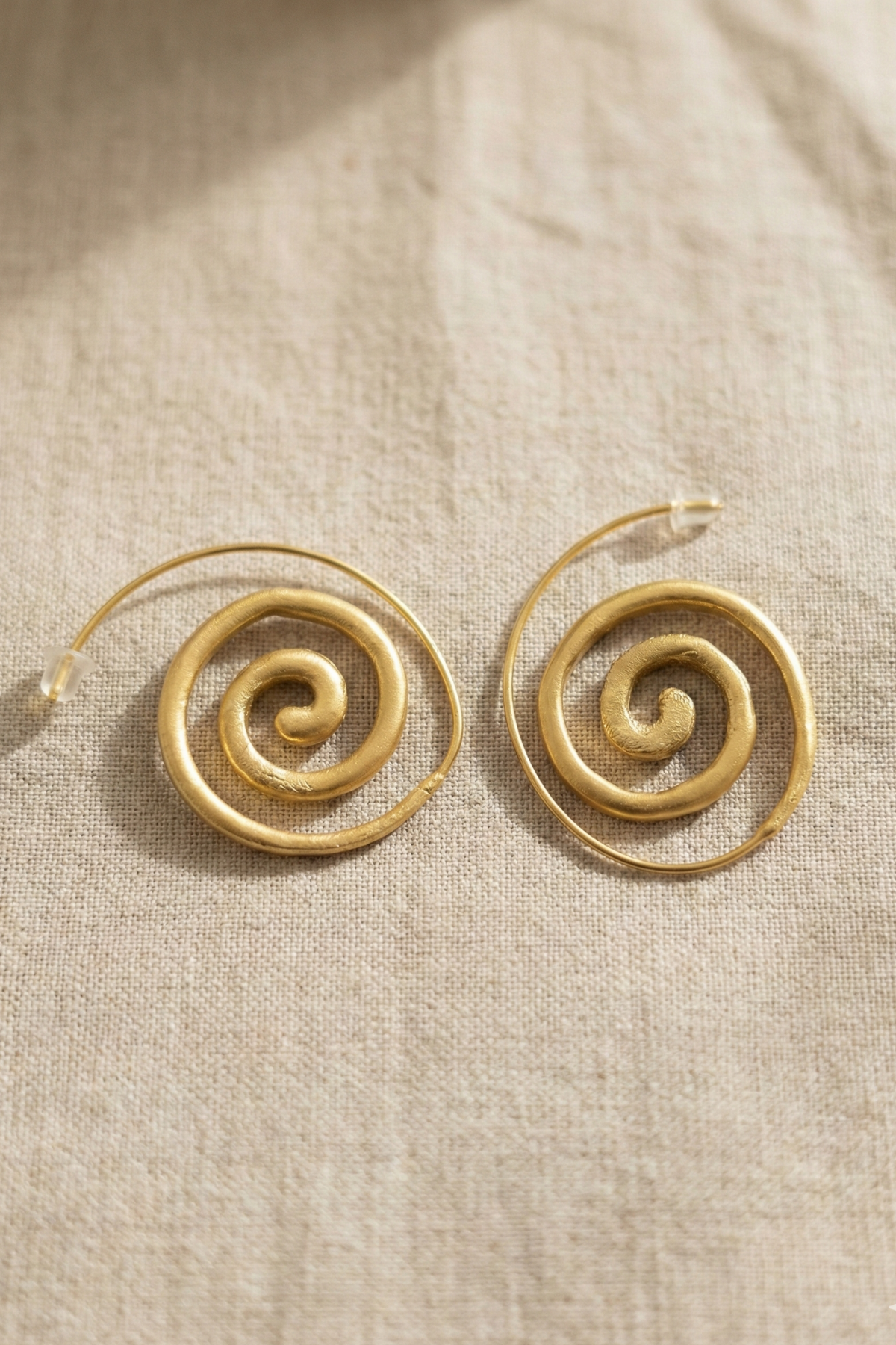Spiral Halka Küpe Altın Rengi
