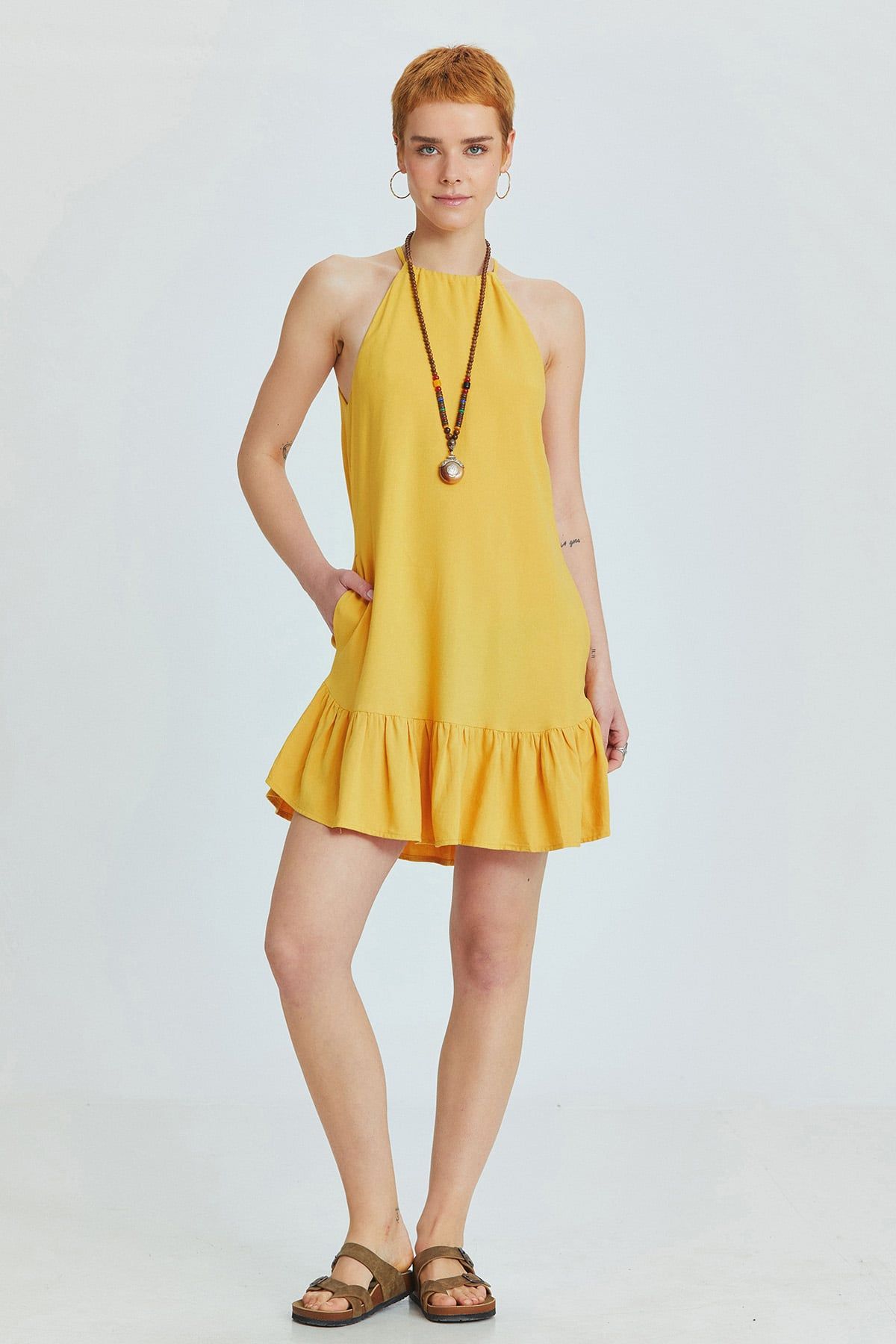 Halter Yaka Eteği Fırfırlı Mini Elbise Sarı