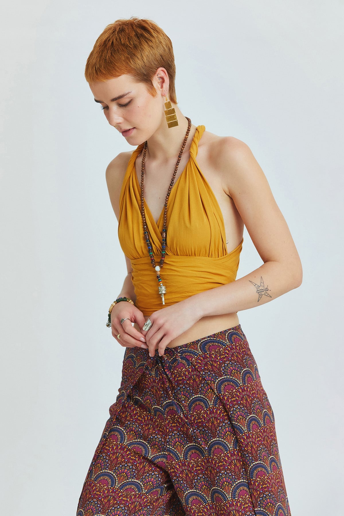 Bağlamalı Sırt Detaylı Şık Bohem Crop Bluz Sarı