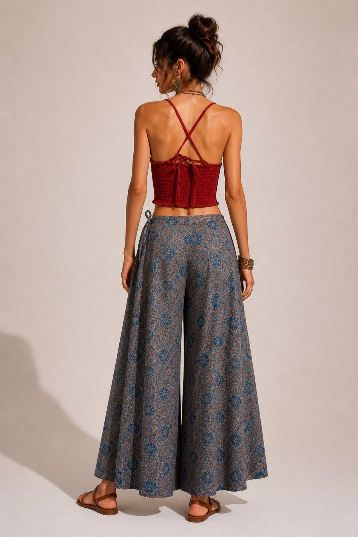 V Yaka Askılı Crop Top Kiremit