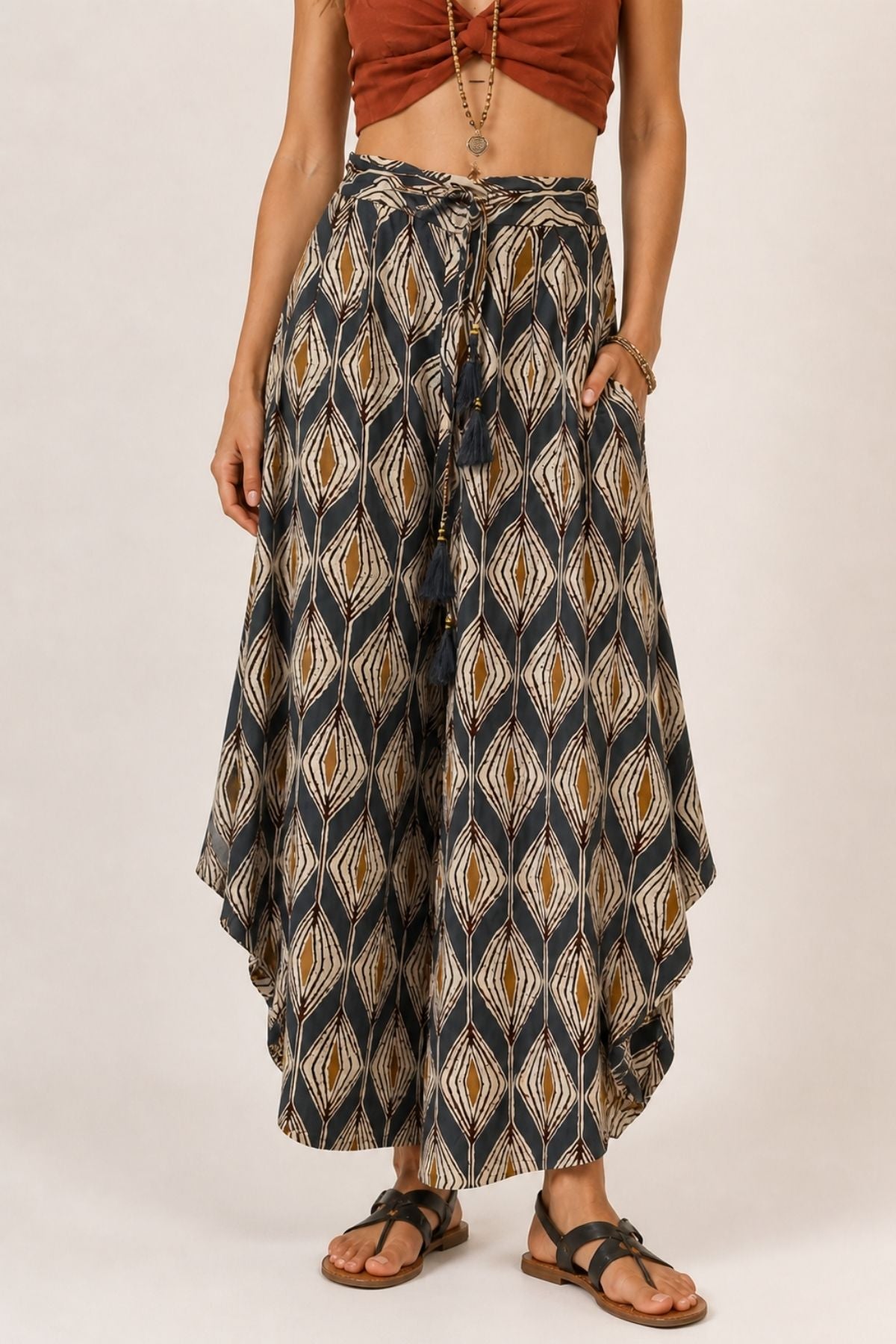 Etnik Desenli Harem Pantolon Petrol - Beyaz