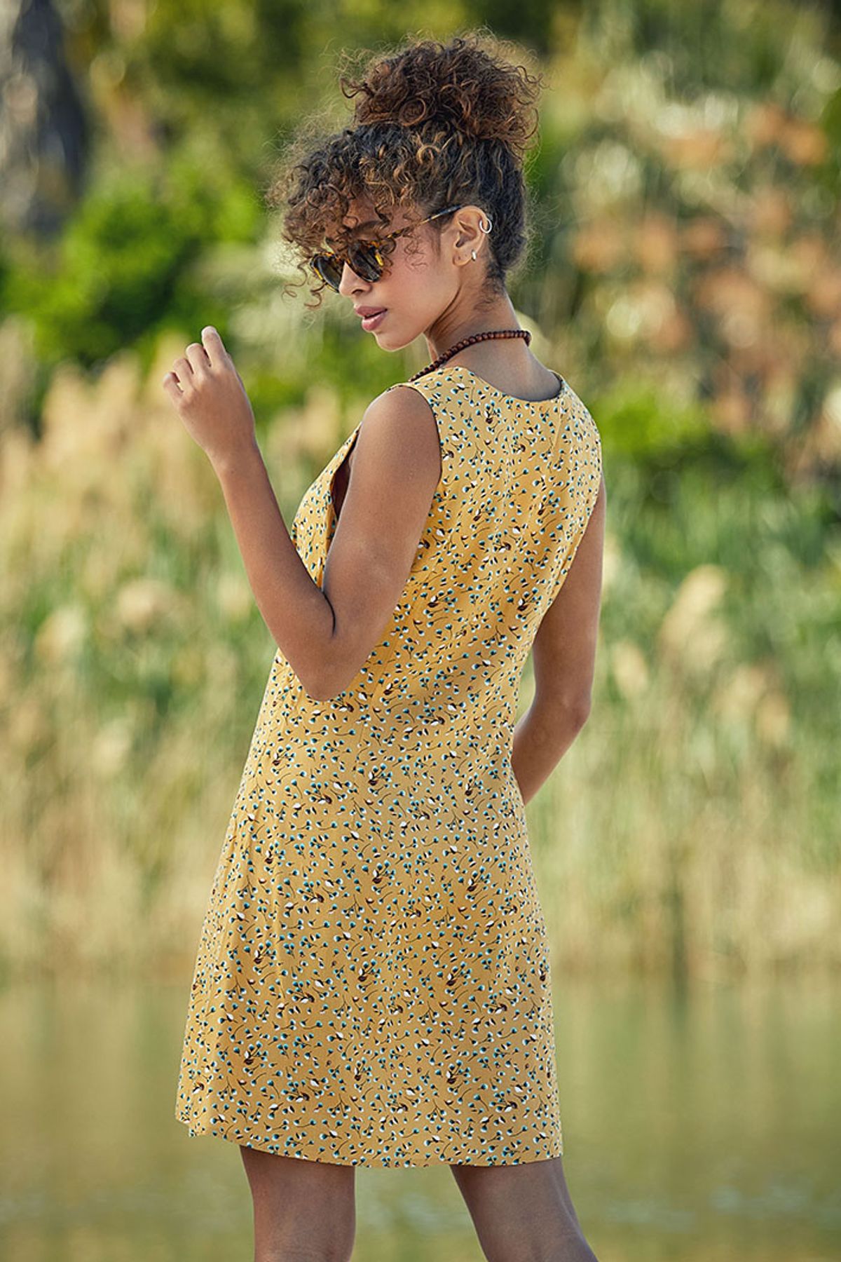 Kolsuz Desenli Mini Bohem Elbise Sarı