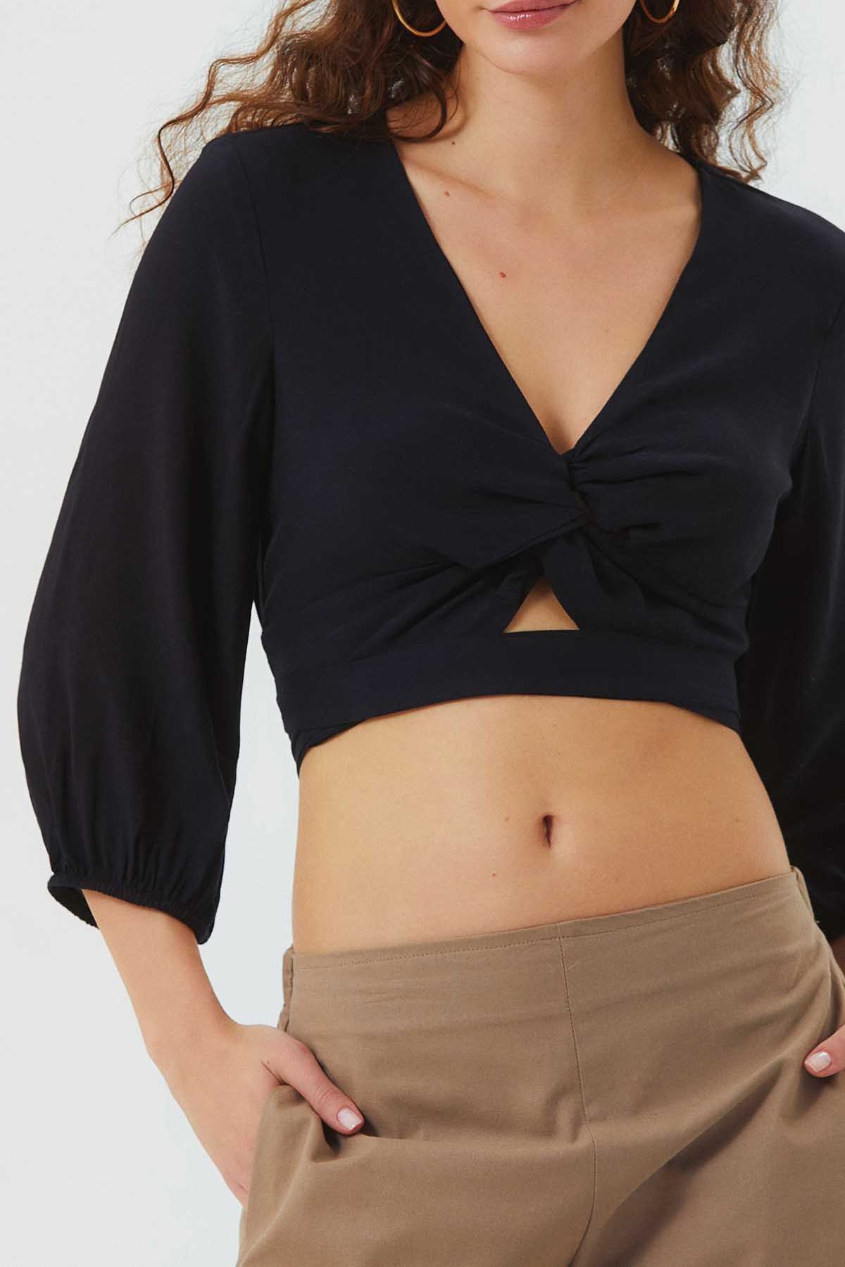 Düğüm Detaylı Pencereli Bohem Crop Bluz Siyah