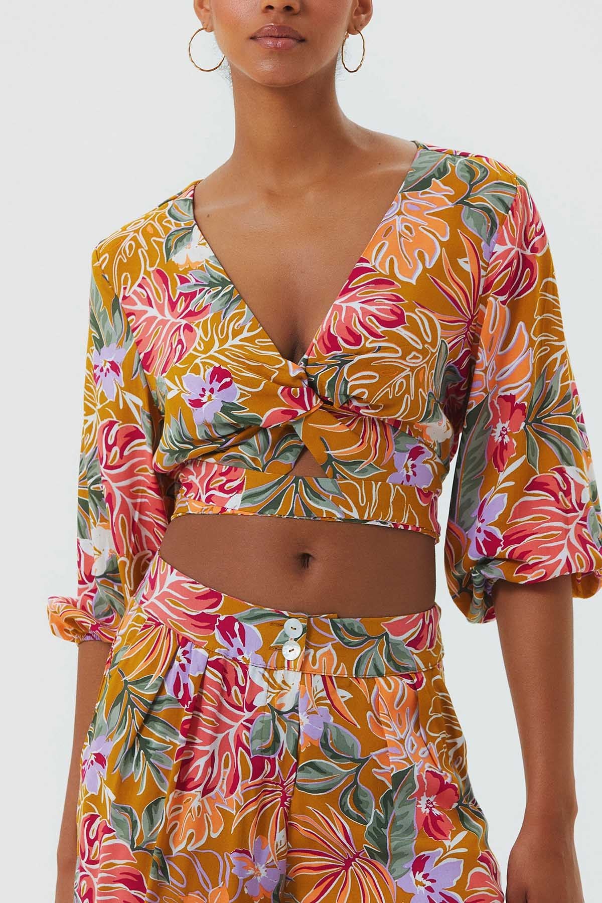 Düğüm Detaylı Pencereli Bohem Crop Bluz Hardal