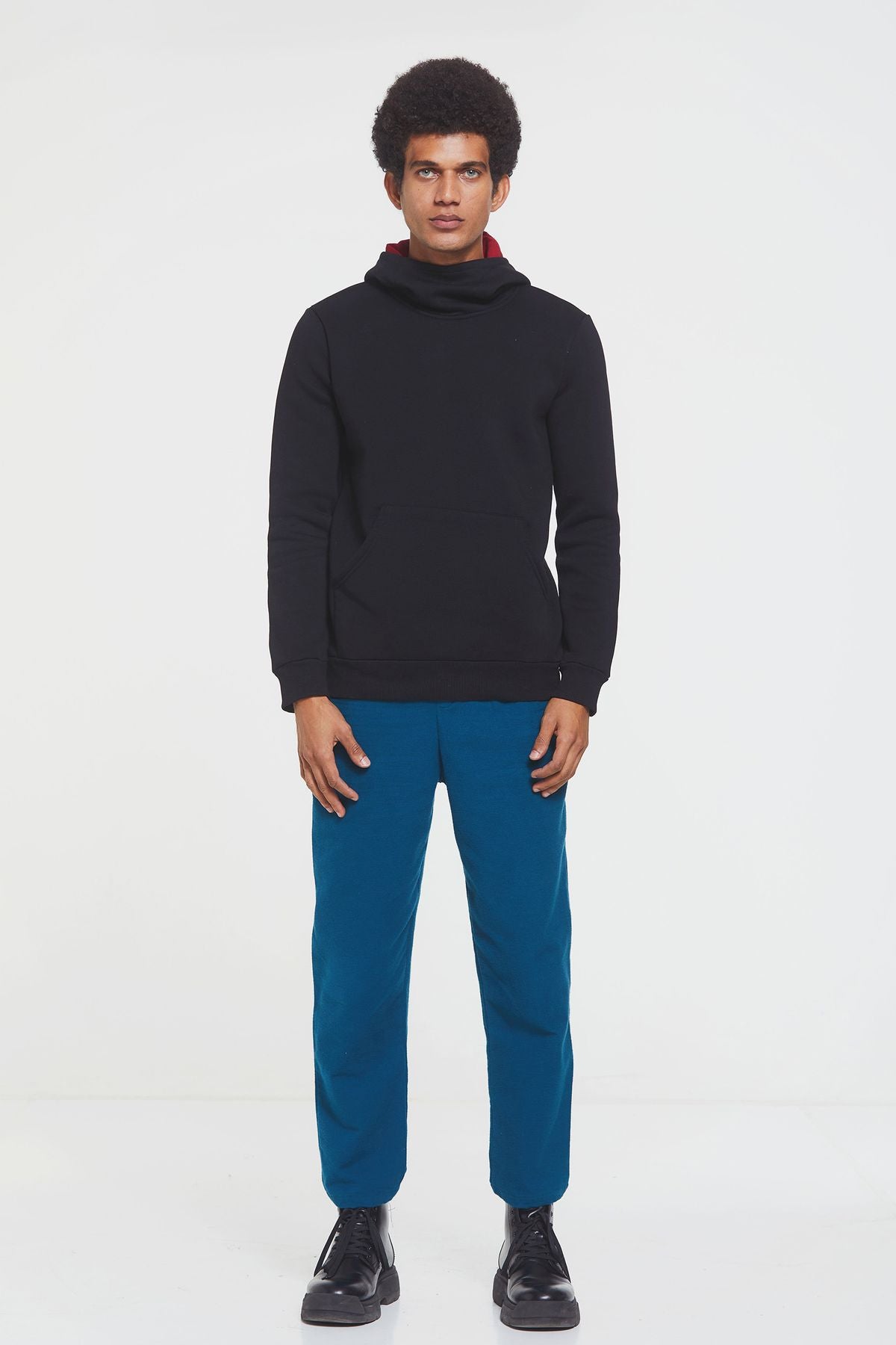 Kapüşonlu Rahat Kesim Sweatshirt Siyah